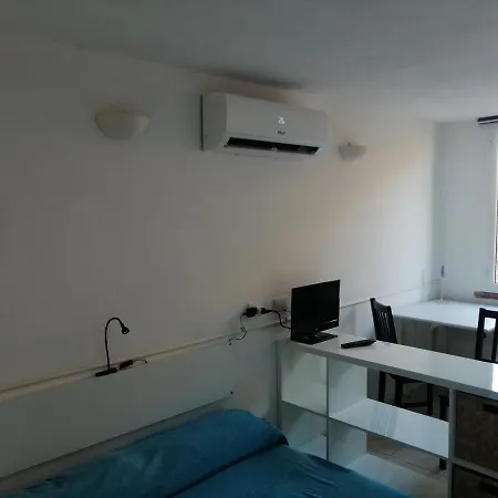 Calaluna Aparthotel 3*